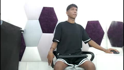 Mick storm online show from 11.23.25