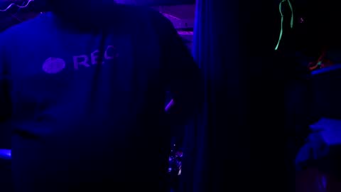 mickdollz online show from 10.25.25