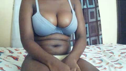 Snapshot of mickeymishy chatting on 06.16.26 mickeymishy online show from 06.16.26