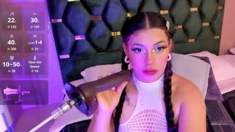 Snapshot of micki__ chatting on 10.24.25 Micki online show from 10.24.25