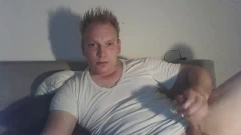 mickkxl online show from 11.17.25