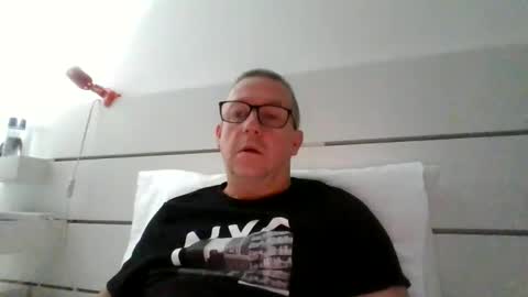 Snapshot of middleton2021 chatting on 09.28.25 middleton2021 online show from 09.28.25