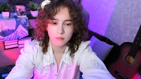 Snapshot of midnight_answer chatting on 12.14.24 Max online show from 12.14.24