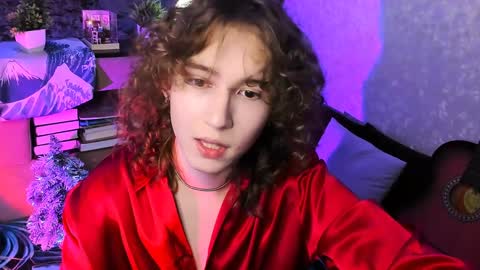 Snapshot of midnight_answer chatting on 12.20.24 Max online show from 12.20.24