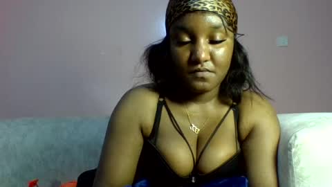 Snapshot of midnight_sexy chatting on 07.18.26 midnight_sexy online show from 07.18.26