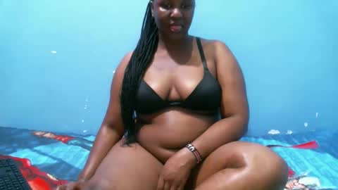 Snapshot of midnightkady chatting on 02.13.26 Caddy online show from 02.13.26