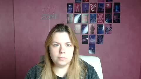 Snapshot of midnightmariana chatting on 06.17.26 Mariana online show from 06.17.26