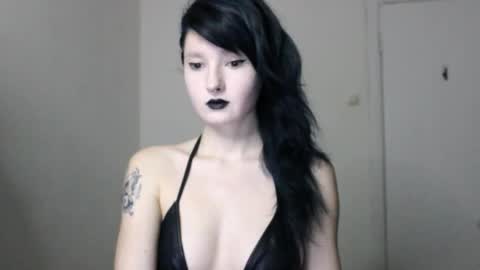 midnightsiren online show from 11.14.25
