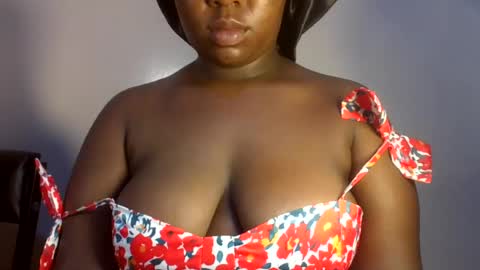 Snapshot of midnightt_curves chatting on 06.23.26 midnightt_curves online show from 06.23.26