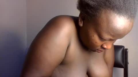 Snapshot of midnightt_curves chatting on 06.24.26 midnightt_curves online show from 06.24.26