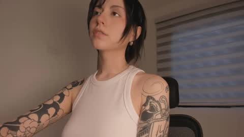 midori__san online show from 09.23.25