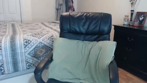 MidsummerNightsDream online show from 03.04.25