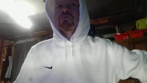 Snapshot of midtownhustler chatting on 05.07.26 midtownhustler online show from 05.07.26