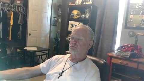 Snapshot of midwestdad09 chatting on 07.17.26 midwestdad09 online show from 07.17.26