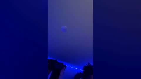 mifriend1998 online show from 12.17.25