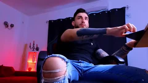 MightyAaron online show from 01.11.26