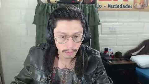 Snapshot of miguel__98 chatting on 04.03.26 Miguel Independent Model online show from 04.03.26