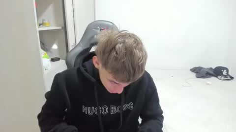 Miguel Hernandez online show from 12.15.25