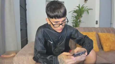 Snapshot of miguel_turqueza chatting on 05.30.26 miguel_turqueza online show from 05.30.26
