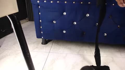 miha_califa online show from 12.22.25