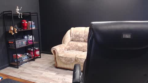 Misha Winchester online show from 10.08.25