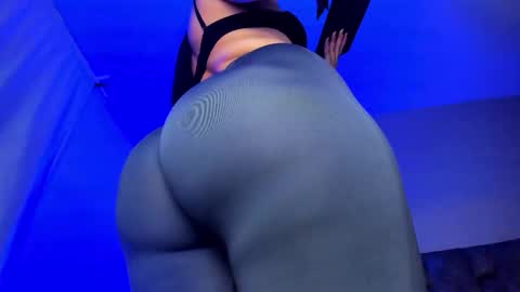 mia online show from 10.01.25