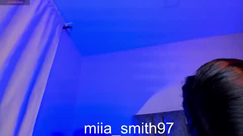 mia online show from 11.25.25