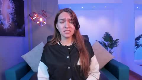 Miia 3 online show from 09.13.25