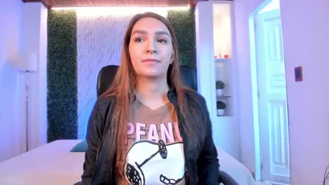 Miia 3 online show from 10.09.25