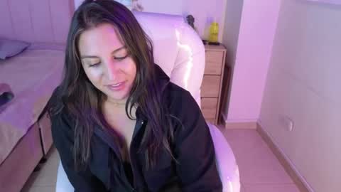 M I I A     online show from 05.31.26