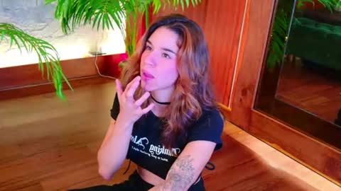 Snapshot of miiaa_cooper chatting on 07.02.26 CALL ME MIA online show from 07.02.26