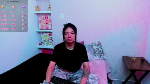 Snapshot of miichael_black chatting on 04.24.26 Michael Black online show from 04.24.26