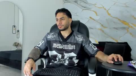 Daniel online show from 10.15.25