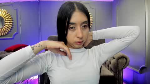 Snapshot of miilu__1 chatting on 12.11.24 miilu  online show from 12.11.24