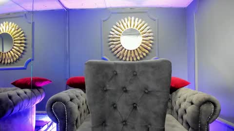 Snapshot of miilu__1 chatting on 12.12.24 miilu  online show from 12.12.24