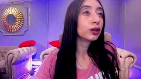 Snapshot of miilu__1 chatting on 01.19.25 miilu  online show from 01.19.25