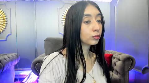 Snapshot of miilu__1 chatting on 02.05.25 miilu  online show from 02.05.25