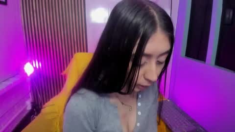 miilu  online show from 12.19.25