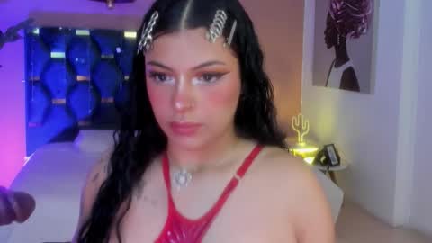 Snapshot of miilu__1 chatting on 02.11.26 miilu online show from 02.11.26