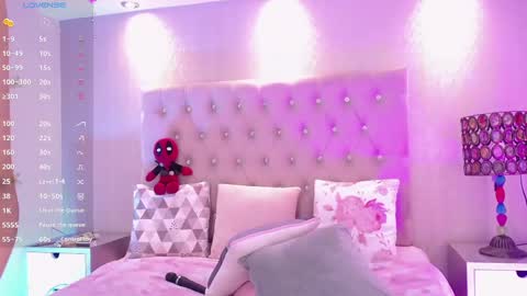 Lucii online show from 09.26.25