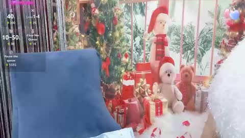 Snapshot of miixuuee chatting on 12.17.25 Ema online show from 12.17.25