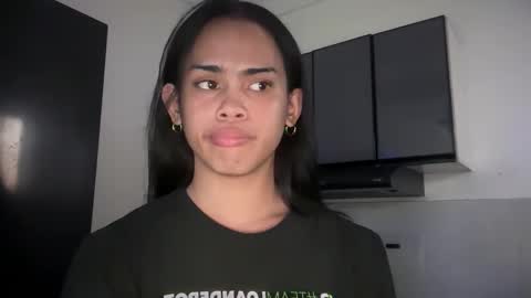 mika_pedersen online show from 10.22.25