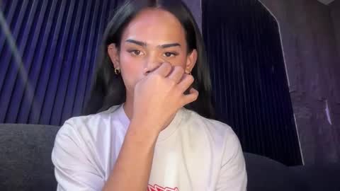 mika_pedersen online show from 10.30.25