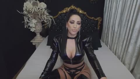 Mikaela online show from 03.06.26