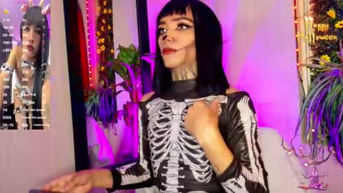 mikaelarangel online show from 10.14.25