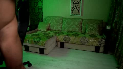 mike0xx online show from 11.30.25