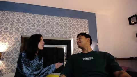 Snapshot of mike2_wills chatting on 02.10.25 Mike2 wills online show from 02.10.25