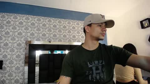 Snapshot of mike2_wills chatting on 02.12.25 Mike2 wills online show from 02.12.25