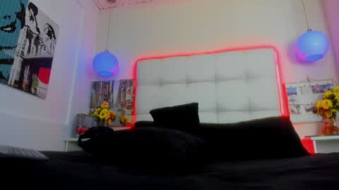 Snapshot of mike333_ chatting on 05.29.26 --- Mike --- online show from 05.29.26
