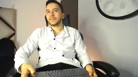 Mike  online show from 12.03.25